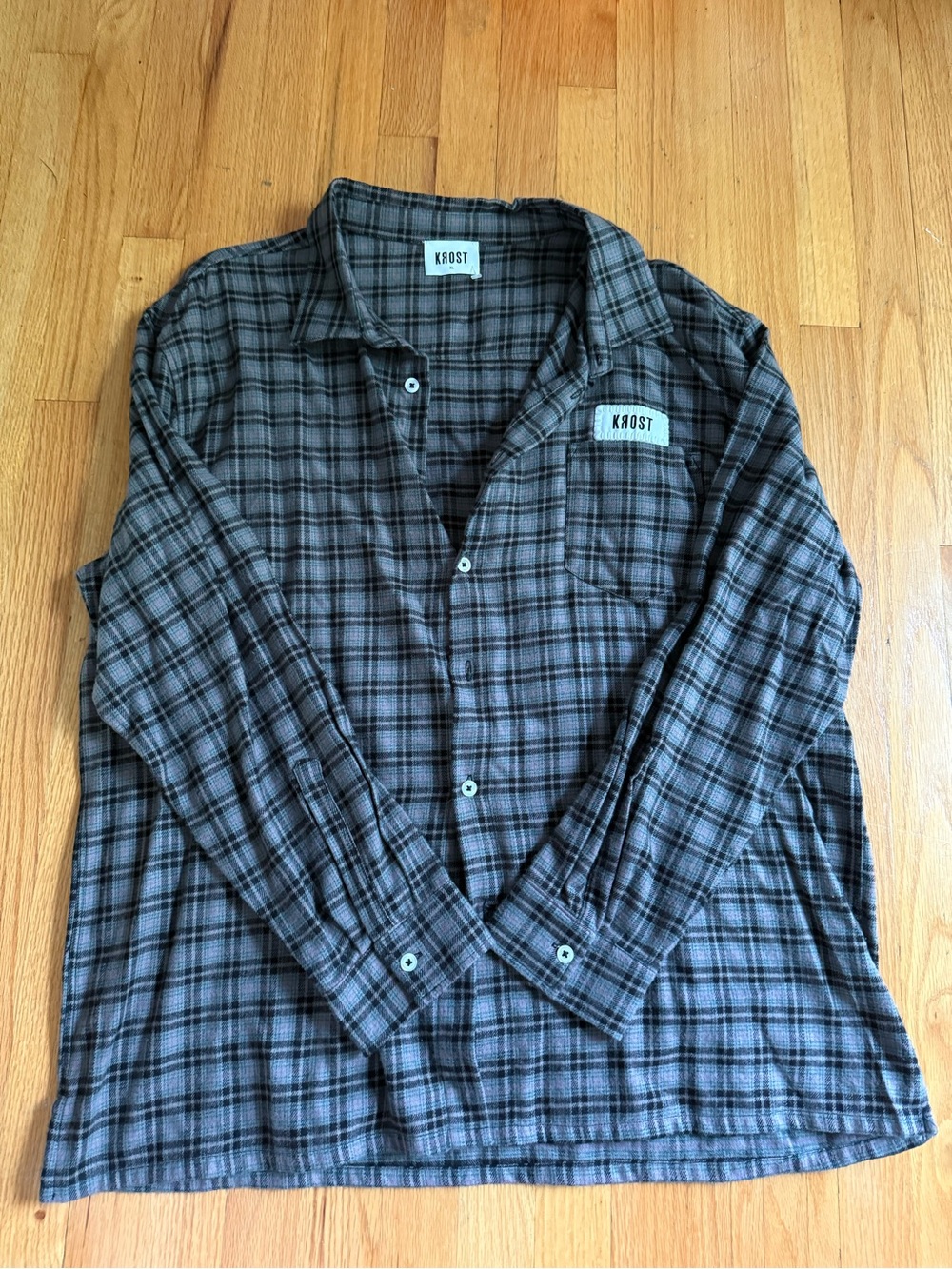 Ost Men's Gray Plaid Button-Down Casual Shirt